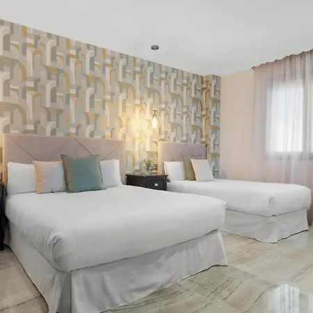 Apartamento Espacioso En 1ª Línea De Playa *