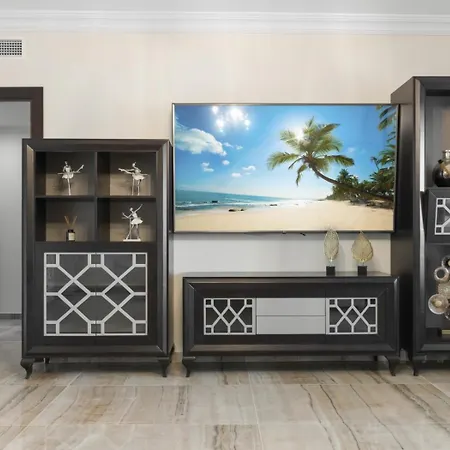 Apartamento Espacioso En 1ª Línea De Playa Marbella