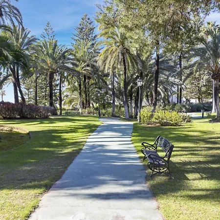 Espacioso En 1ª Linea De Playa Apartman *