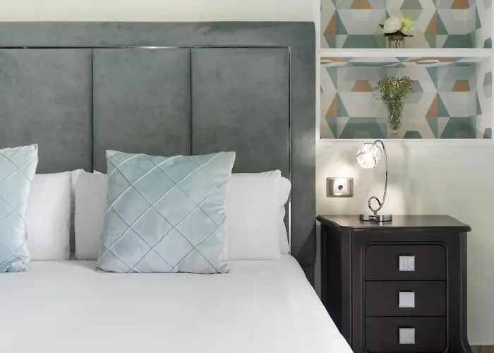 Apartament Espacioso En 1ª Linea De Playa Marbella