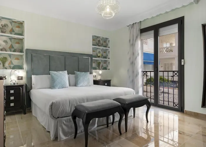 Espacioso En 1ª Linea De Playa * Marbella